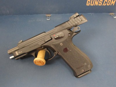 SAR FIREARMS K2 45 .45 ACP - Image 1 of 3