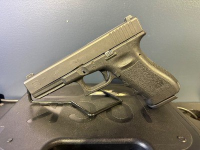 GLOCK 17 Gen 3 9MM LUGER (9x19 PARA) - Image 1 of 7