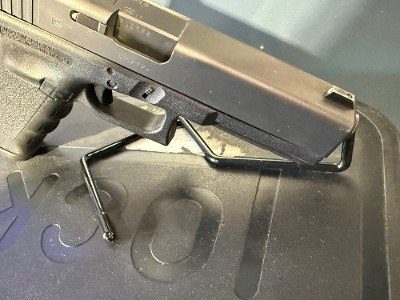 GLOCK 17 Gen 3 9MM LUGER (9x19 PARA) - Image 5 of 7