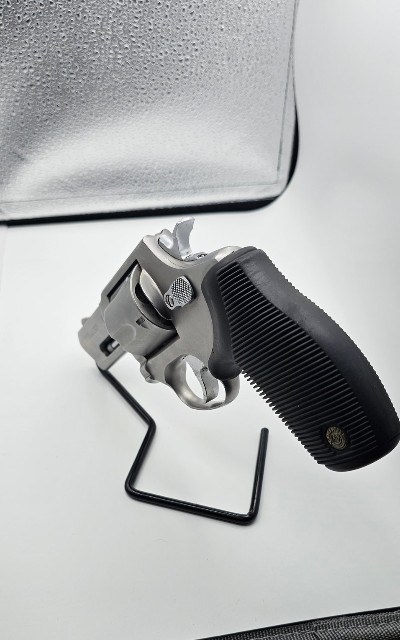 TAURUS 425 .41 REM MAG - Image 1 of 5