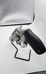 TAURUS 425 .41 REM MAG - Image 1 of 5