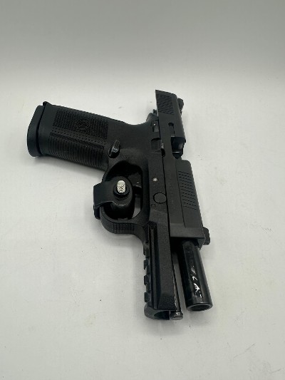 FN FNS-40 .40 S&W - Image 9 of 10