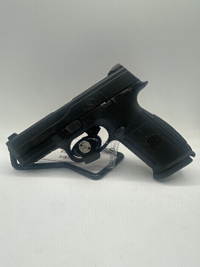 FN FNS-40 .40 S&W - Image 1 of 10