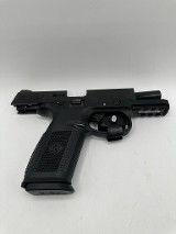 FN FNS-40 .40 S&W - Image 6 of 10