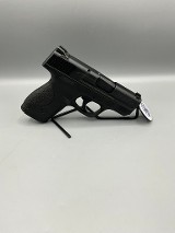 SMITH & WESSON m&p 40 shield.40 S&W - Image 5 of 8