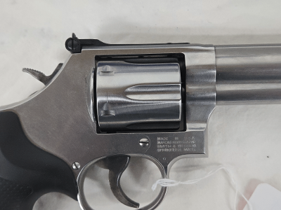 SMITH & WESSON 686-6 w/Hard Case .357 MAG - Image 9 of 13