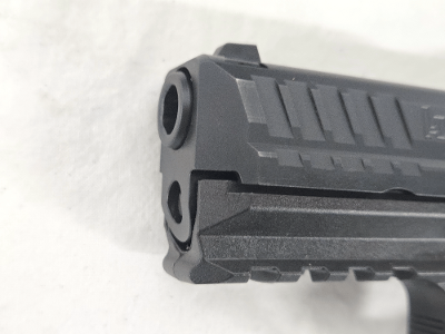 HECKLER & KOCH VP9 w/2 Mags, Hard Case, Manuals, Speedloader, Backstraps 9MM LUGER (9x19 PARA) - Image 8 of 11
