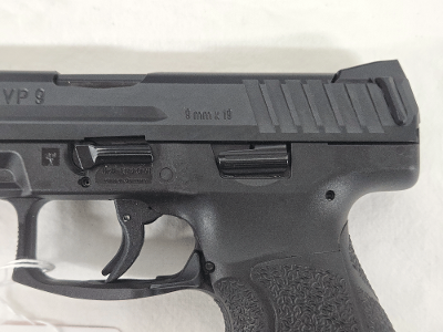 HECKLER & KOCH VP9 w/2 Mags, Hard Case, Manuals, Speedloader, Backstraps 9MM LUGER (9x19 PARA) - Image 6 of 11