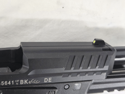 HECKLER & KOCH VP9 w/2 Mags, Hard Case, Manuals, Speedloader, Backstraps 9MM LUGER (9x19 PARA) - Image 2 of 11