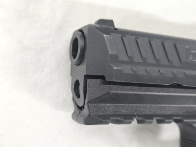 HECKLER & KOCH VP9 w/2 Mags, Hard Case, Manuals, Speedloader, Backstraps 9MM LUGER (9x19 PARA) - Image 8 of 11