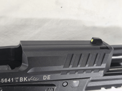 HECKLER & KOCH VP9 w/2 Mags, Hard Case, Manuals, Speedloader, Backstraps 9MM LUGER (9x19 PARA) - Image 2 of 11