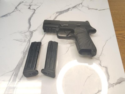 SIG SAUER P320 X-CARRY 9MM LUGER (9x19 PARA) - Image 1 of 9