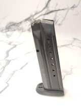 SMITH & WESSON M&P 9 9MM LUGER (9x19 PARA) - Image 9 of 10