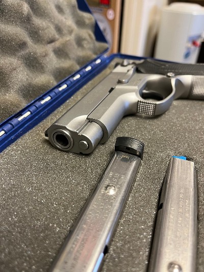 SMITH & WESSON 4006 .40 S&W - Image 3 of 13
