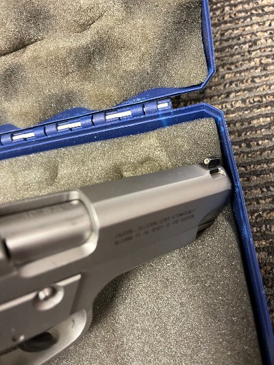 SMITH & WESSON 4006 .40 S&W - Image 10 of 13