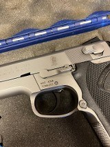 SMITH & WESSON 4006 .40 S&W - Image 4 of 13