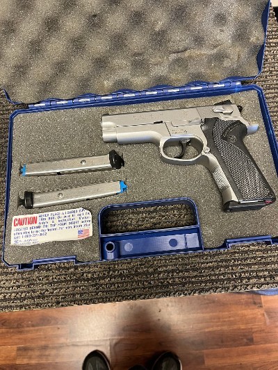 SMITH & WESSON 4006 .40 S&W - Image 1 of 13