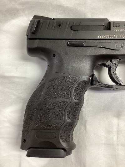HECKLER & KOCH VP40 .40 S&W - Image 3 of 8