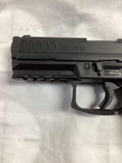 HECKLER & KOCH VP40 .40 S&W - Image 6 of 8