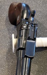 RUGER NEW MODEL SINGLE-SIX CONVERTIBLE .22LR/.22MAG - Image 8 of 15