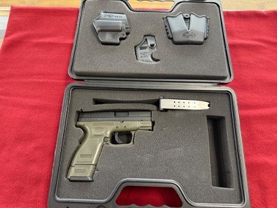 SPRINGFIELD ARMORY XD-9 SUB COMPACT 9MM 9MM LUGER (9x19 PARA) - Image 1 of 7