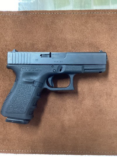 GLOCK G19 GEN 3 9MM LUGER (9X19 PARA) - Image 3 of 8