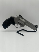 TAURUS TRACKER .44 MAGNUM - Image 2 of 10