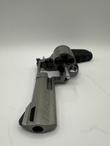 TAURUS TRACKER .44 MAGNUM - Image 7 of 10