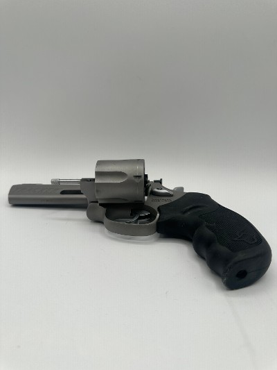 TAURUS TRACKER .44 MAGNUM - Image 9 of 10