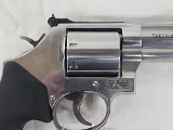 SMITH & WESSON 686-6 Stainless w/G10 Grips .357 MAG - Image 2 of 11