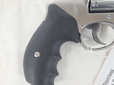 SMITH & WESSON 686-6 Stainless w/G10 Grips .357 MAG - Image 11 of 11