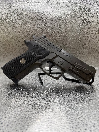 SIG SAUER P229 LEGION 9MM LUGER (9X19 PARA) - Image 6 of 8