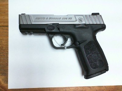 SMITH & WESSON sd9 ve 9MM LUGER (9x19 PARA) - Image 1 of 3