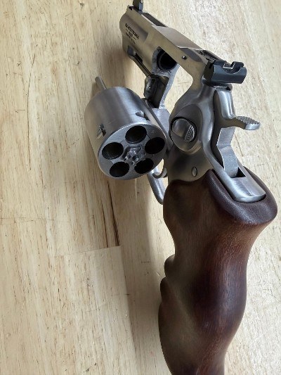 RUGER GP100 .44 S&W SPECIAL - Image 3 of 6