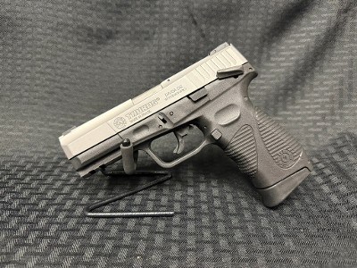 TAURUS PT 24/7 G2 .40 S&W - Image 1 of 4