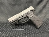 TAURUS PT 24/7 G2 .40 S&W - Image 1 of 4