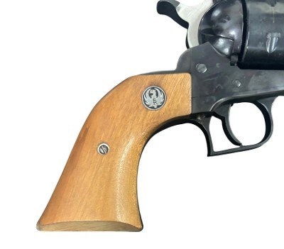 RUGER NEW MODEL SUPER BLACKHAWK .44 MAGNUM - Image 5 of 7