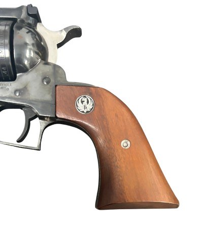 RUGER NEW MODEL BLACKHAWK .44 MAGNUM - Image 4 of 7