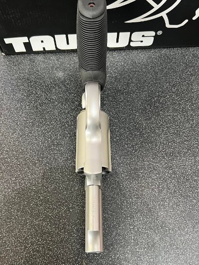 TAURUS JUDGE.45 LC/.410 GA - Image 9 of 11