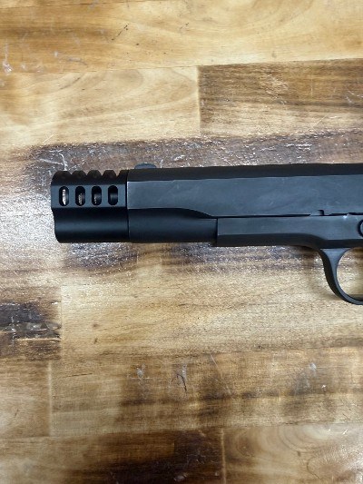 ROCK ISLAND ARMORY M1911 A1-FS .45 ACP - Image 8 of 10