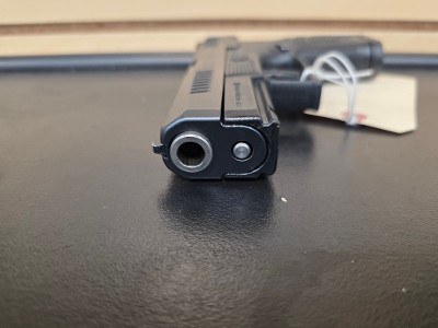 CZ P-10 C 9MM LUGER (9x19 PARA) - Image 10 of 11