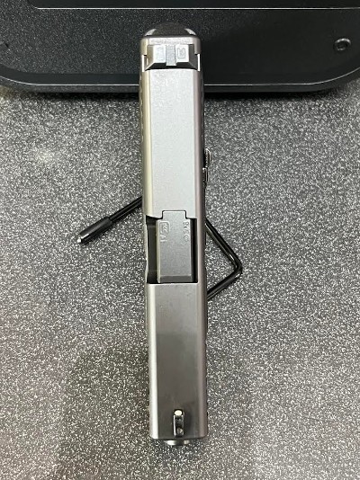 GLOCK G19 GEN 4 9MM LUGER (9x19 PARA) - Image 8 of 12