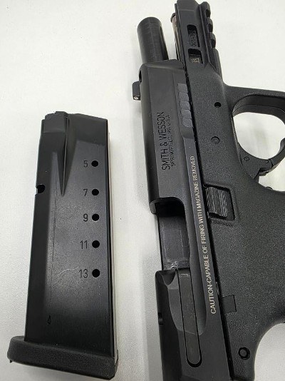 SMITH & WESSON M&P 40 M2.0 40 Smith & Wesson - Image 9 of 9