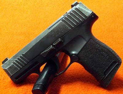 SIG SAUER SIG P365 9MM LUGER (9x19 PARA) - Image 1 of 11