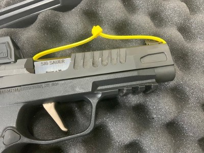 SIG SAUER P365 FUSE 9MM LUGER (9x19 PARA) - Image 8 of 9