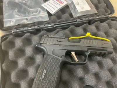 SIG SAUER P365 FUSE 9MM LUGER (9x19 PARA) - Image 7 of 9