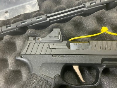 SIG SAUER P365 FUSE 9MM LUGER (9x19 PARA) - Image 9 of 9