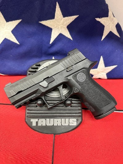 SIG SAUER P320 9MM LUGER (9x19 PARA) - Image 1 of 4