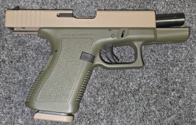 GLOCK G23 .40 CALIBER - Image 3 of 5