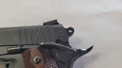 TAURUS 1911 .45 ACP - Image 9 of 11